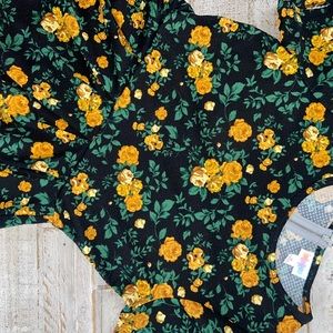 Lularoe Amelia (used) Medium